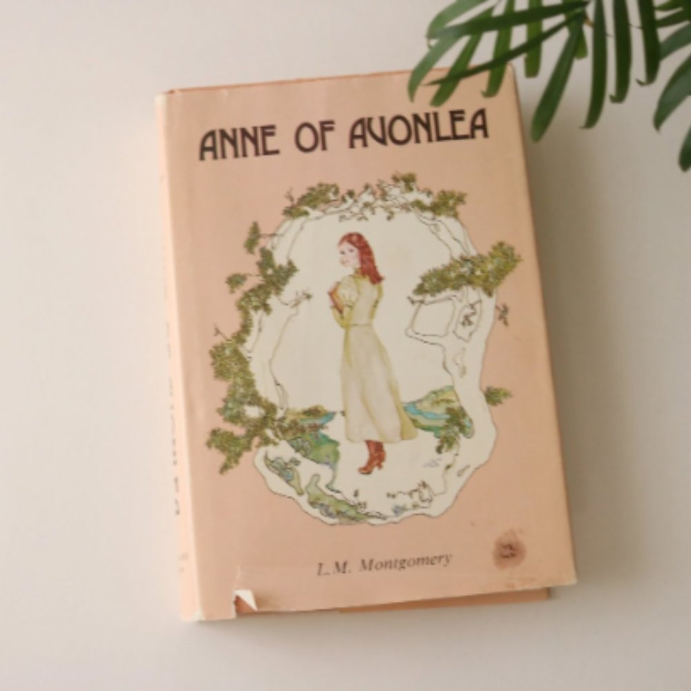 Vintage Anne of Avonlea by L.M. Montgomery, First Canadian Edition